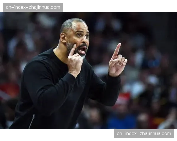 乌度卡坚持不包夹策略致防守崩溃,单节丢40分长篮板被反击 乌度卡坚持不包夹策略致防守崩溃,单节丢40分长篮板被反击